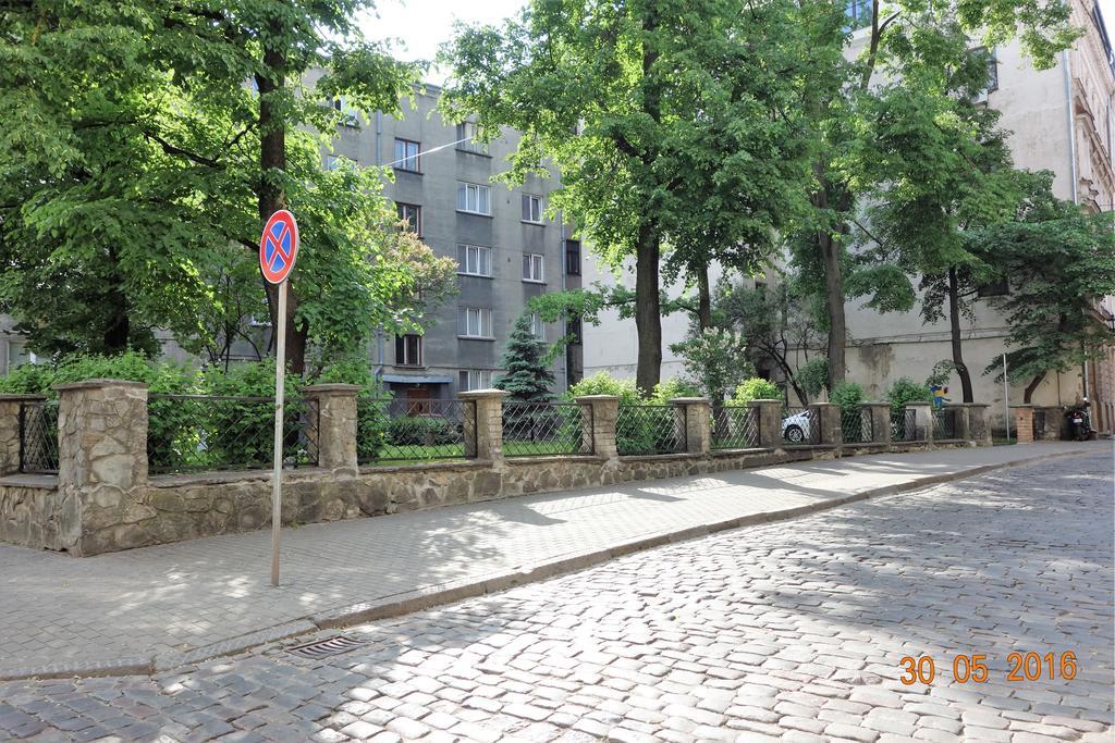 Riga Old Town River View With Balcony Exterior foto