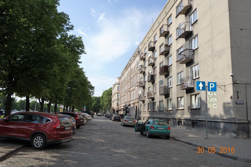 Riga Old Town River View With Balcony Exterior foto