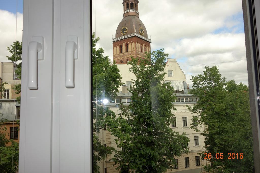 Riga Old Town River View With Balcony Exterior foto